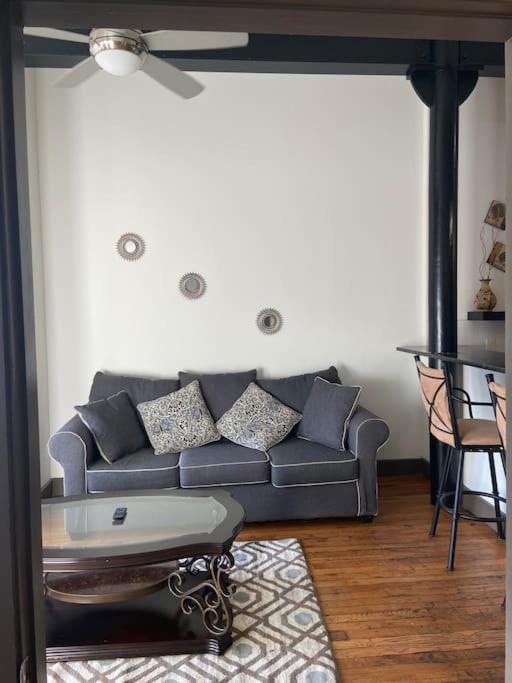 Charming 2 Bedroom Apartment Near Vcu Ричмънд Екстериор снимка